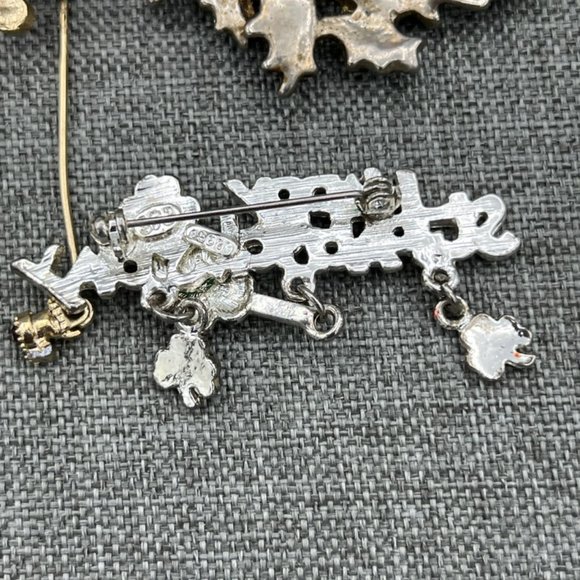 6 Festive Enamel & Rhinestone Christmas Tree Wreath Brooch Pin - Picture 3 of 15